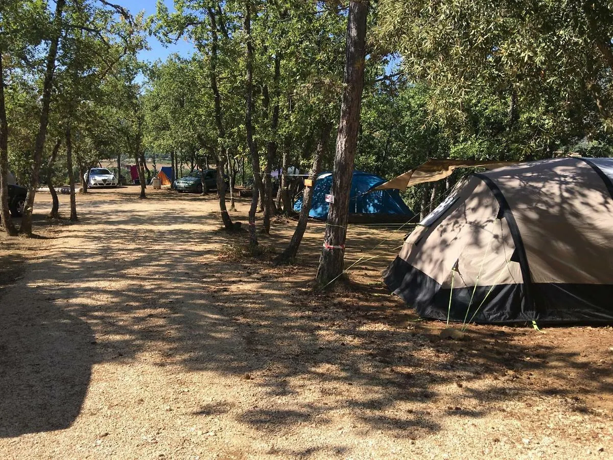 ***  Camping le Colorado Rustrel Francia