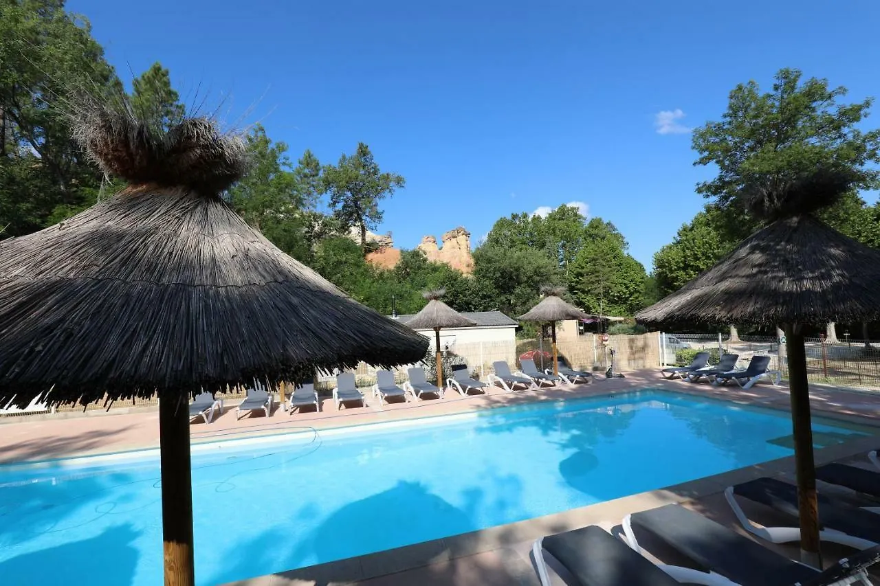 Camping Le Colorado Rustrel Campingplatz